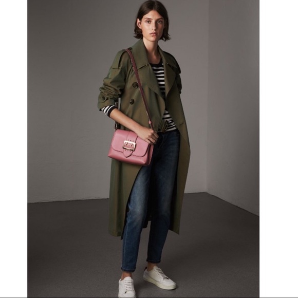 Burberry small soft grain buckle crossbody bag - Picture 15 of 15